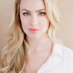 Аманда Шулл