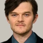 Роберт Арамайо