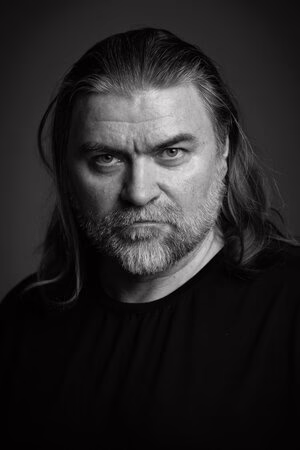 Олесь Санін