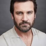 Клайв Стенден