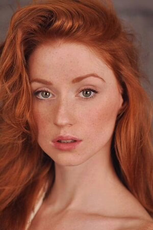 Аліна Коваленко