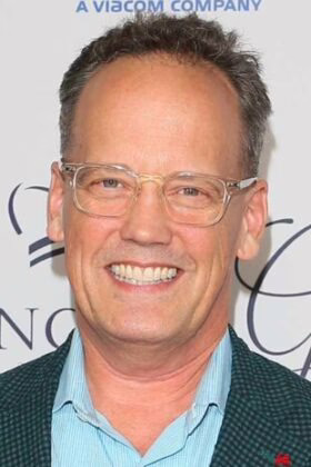 Ді Бредлі Бейкер