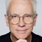 Кріс Сандерс