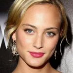 Нора Арнезедер