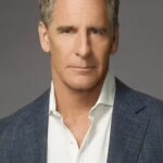 Скотт Бакула