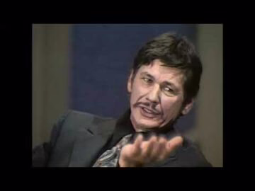 Урсула Андресс - відео обкладинка