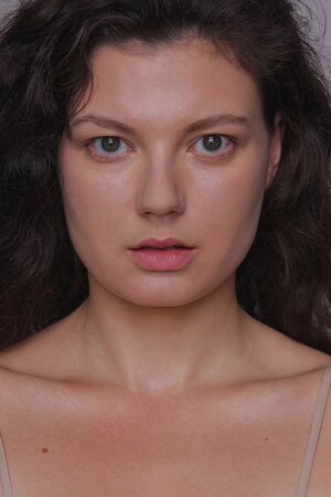 Алiна Зєвакова