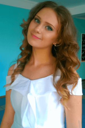 Аліна Овчаренко