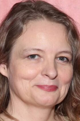 Кара Сеймур