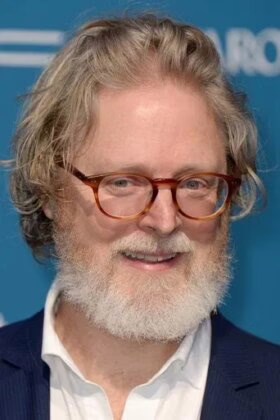 Тоні МакНамара