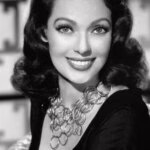 Лоретта Янґ