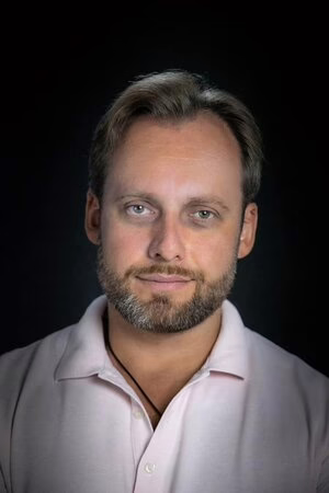 Євген Олійник