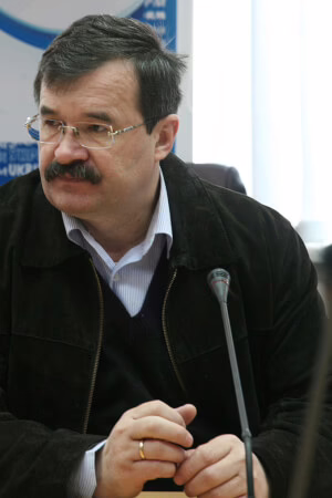 Володимир Кметик
