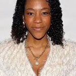 Ніккі М. Джеймс