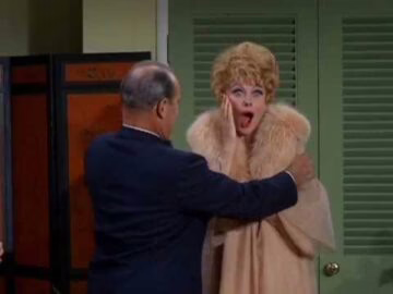 Пола Вінслов - відео обкладинка