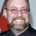 Марк Волтон