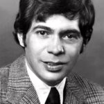 Рені Сантоні