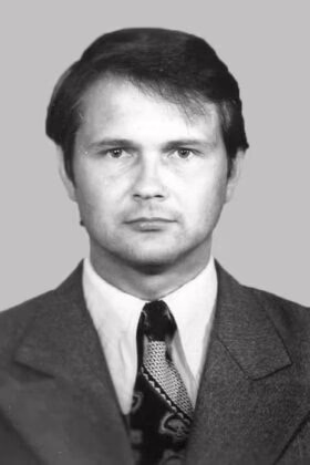 В. Заяць